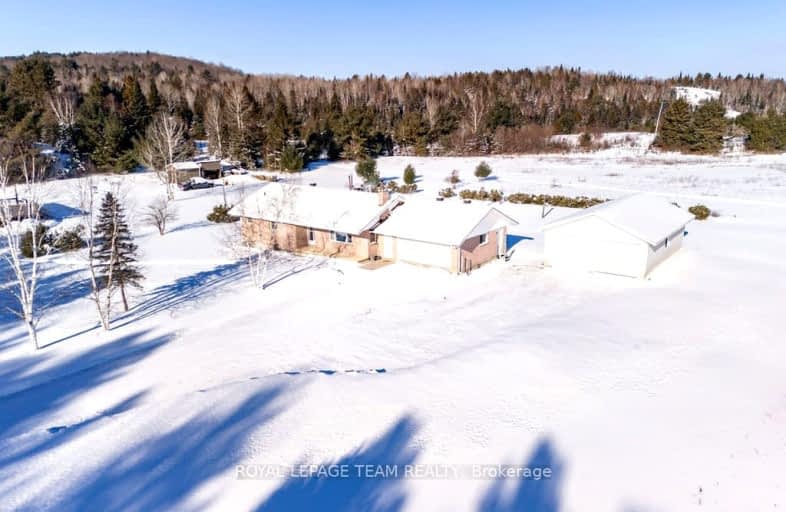 48 Pioneer Road, Madawaska Valley | Image 1