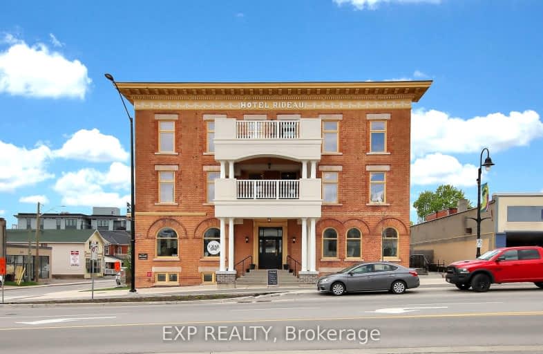 301-20 Beckwith Street North, Smiths Falls | Image 1