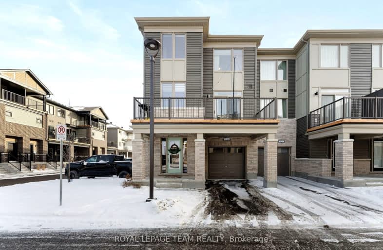 326 Olivenite, Barrhaven | Image 1