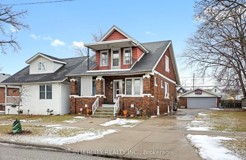 1571 Albert Road, Windsor | Image 1