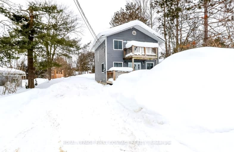 135 Hill Street, Gravenhurst | Image 1