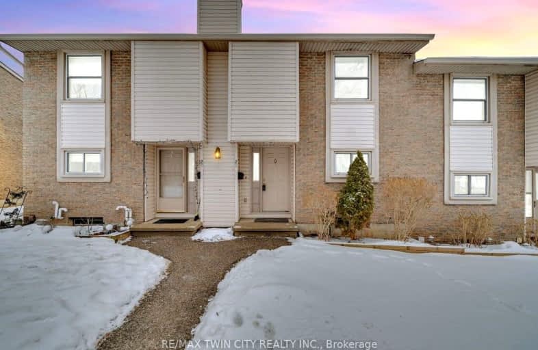 21-11 Grand River Boulevard, Kitchener | Image 1