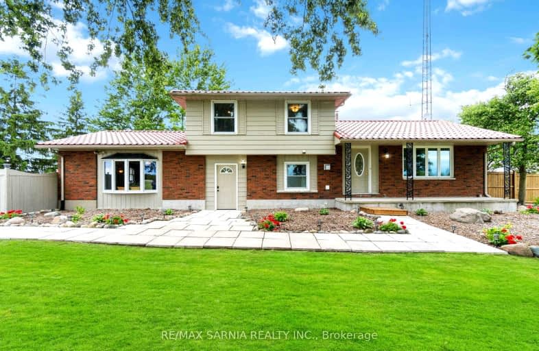 2782 Petrolia Line, Petrolia | Image 1