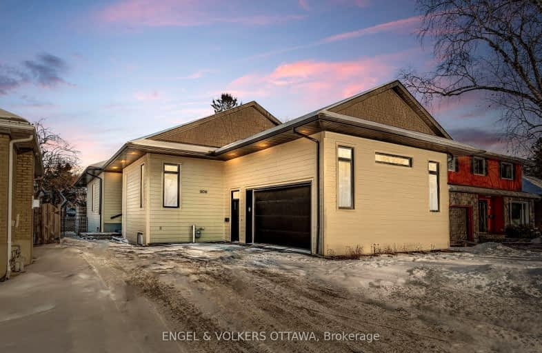 909 Mountainview Avenue, Britannia Heights - Queensway Terrace N  | Image 1