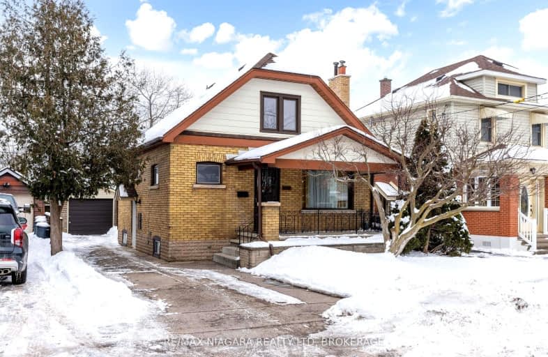 5607 Byng Avenue, Niagara Falls | Image 1