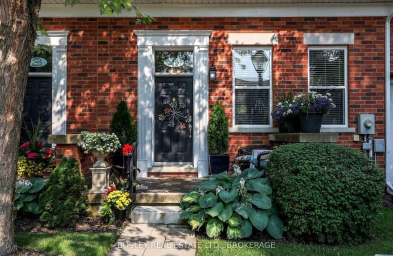 TH 4-481 VICTORIA Street, Niagara on the Lake | Image 1