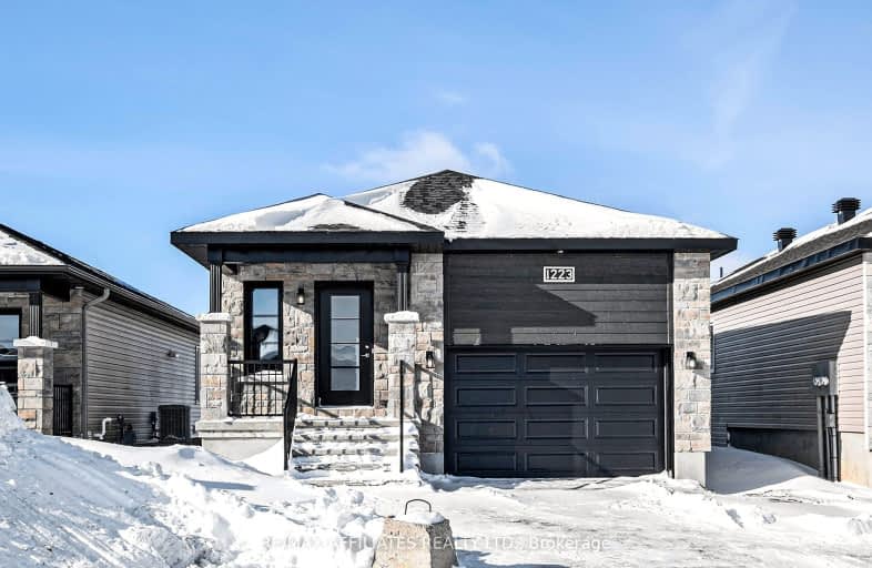 1223 Montblanc Crescent, Russell | Image 1