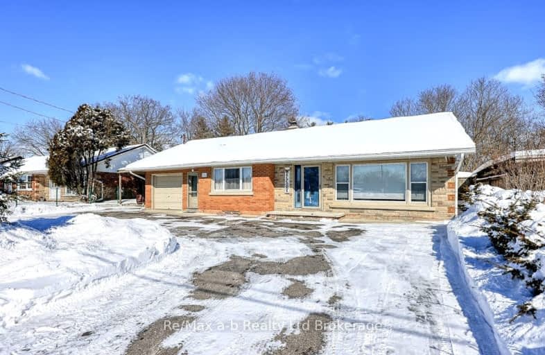 382 Simcoe Street, Norfolk | Image 1