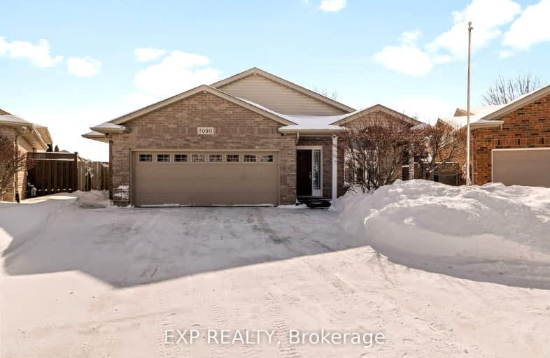 7090 Julie Drive, Niagara Falls | Image 1