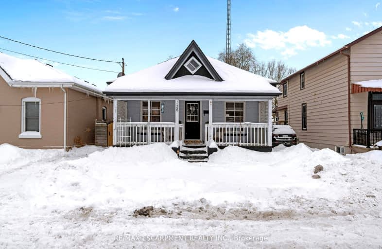 126 Pearl Street, Brant | Image 1