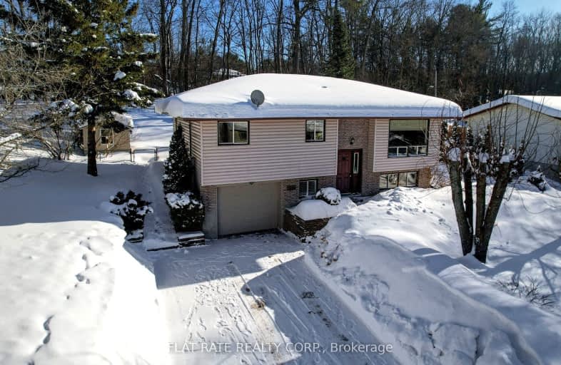 697 PETERBOROUGH Avenue, Smith Ennismore Lakefield | Image 1