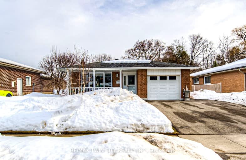 642 Glen Forrest Boulevard, Waterloo | Image 1