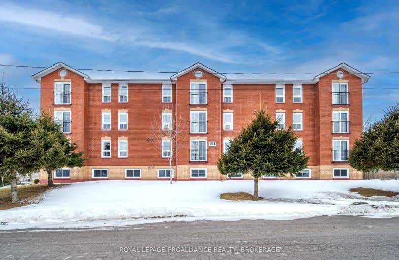 405-550 Talbot Place, Gananoque | Image 1