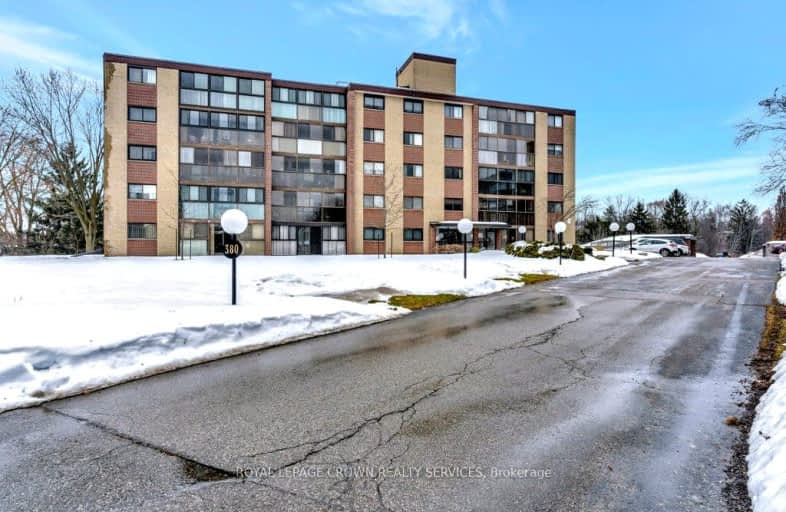 104-380 Champlain Boulevard, Cambridge | Image 1