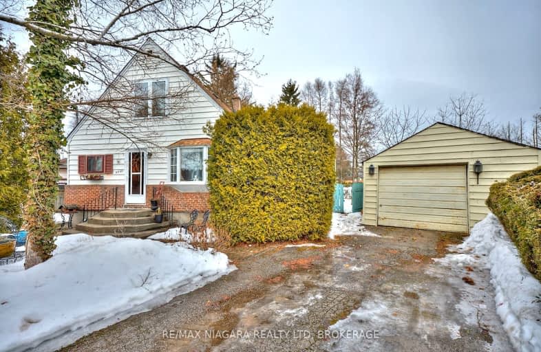 5590 Glamis Crescent, Niagara Falls | Image 1