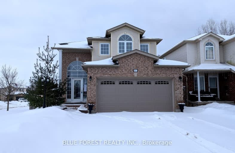 687 Sprucewood Drive, London | Image 1