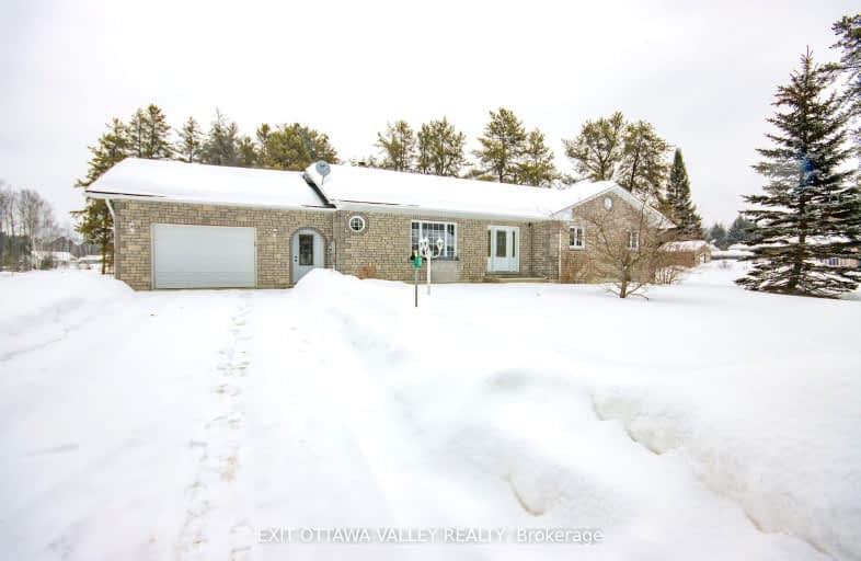 70 Sprucedale Avenue, Madawaska Valley | Image 1