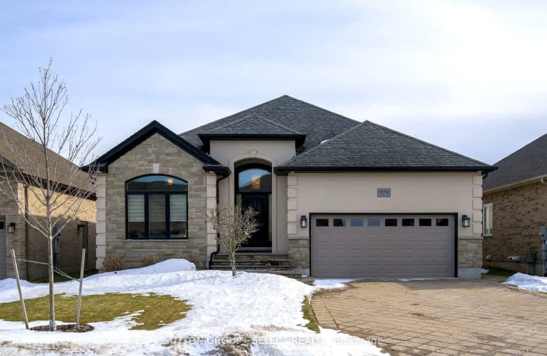 979 Gleneagle Trail, London North | Image 1