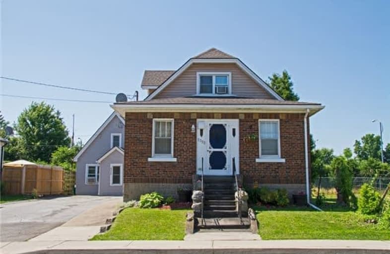 5352 Stamford Street, Niagara Falls | Image 1