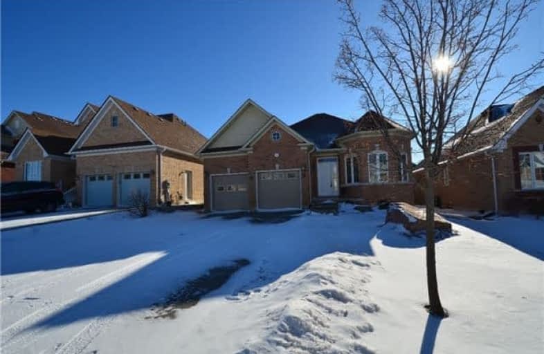 27 Ellis Crescent, Kawartha Lakes | Image 1