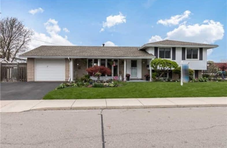 122 Loyalist Drive, Hamilton | Image 1