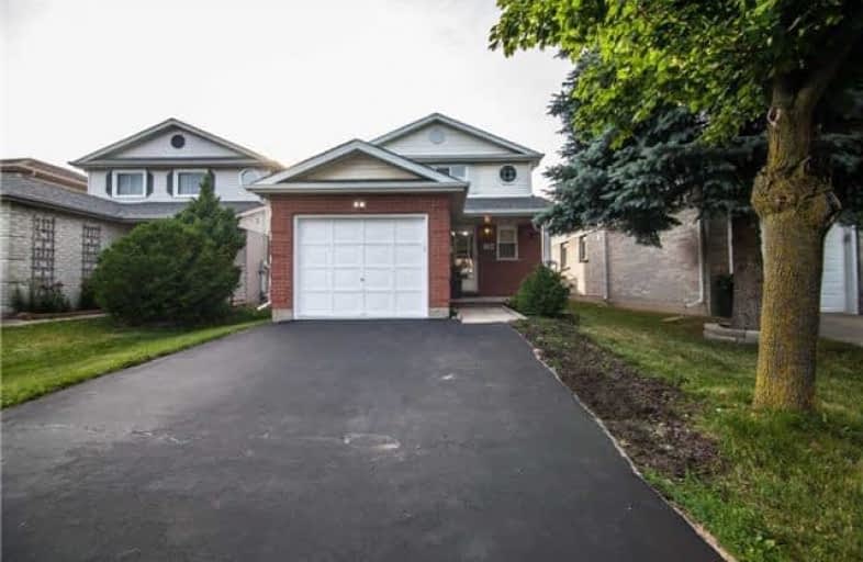 102 Steeles Crescent, Cambridge | Image 1