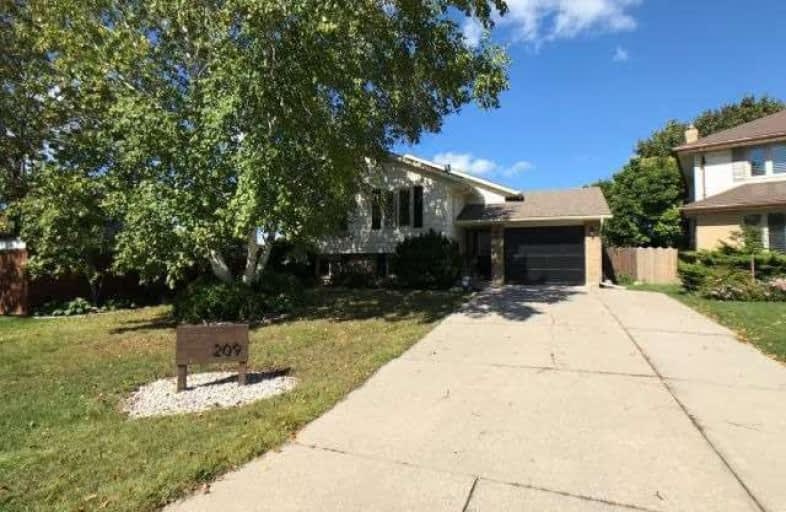 209 Thames Crescent, Sarnia | Image 1