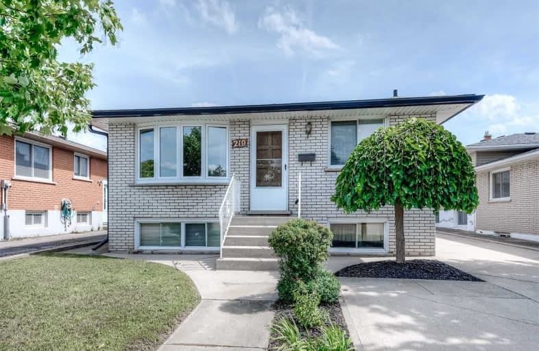 219 Thunderbird Drive, Cambridge | Image 1