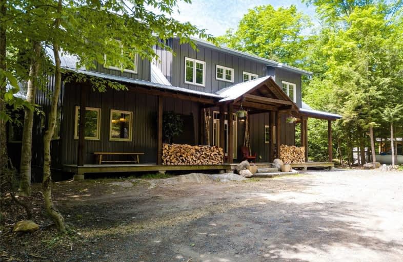 1070 Hallett's Road, Muskoka Lakes | Image 1