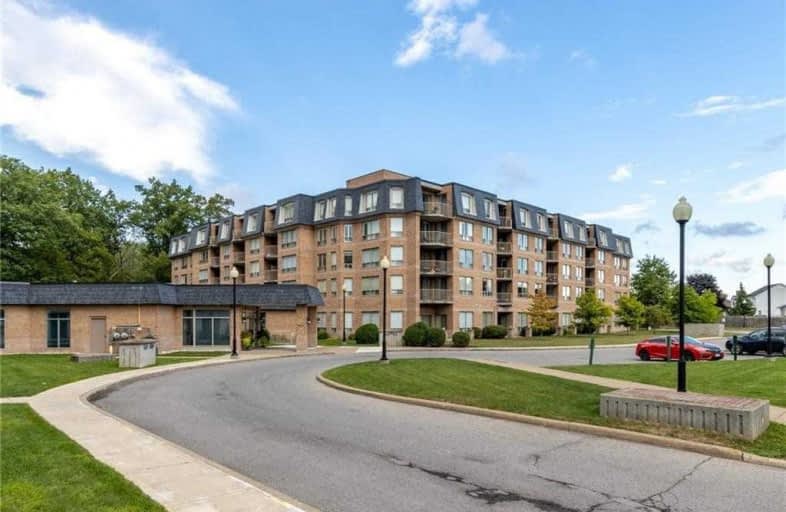 415-8111 Forest Glen Drive, Niagara Falls | Image 1