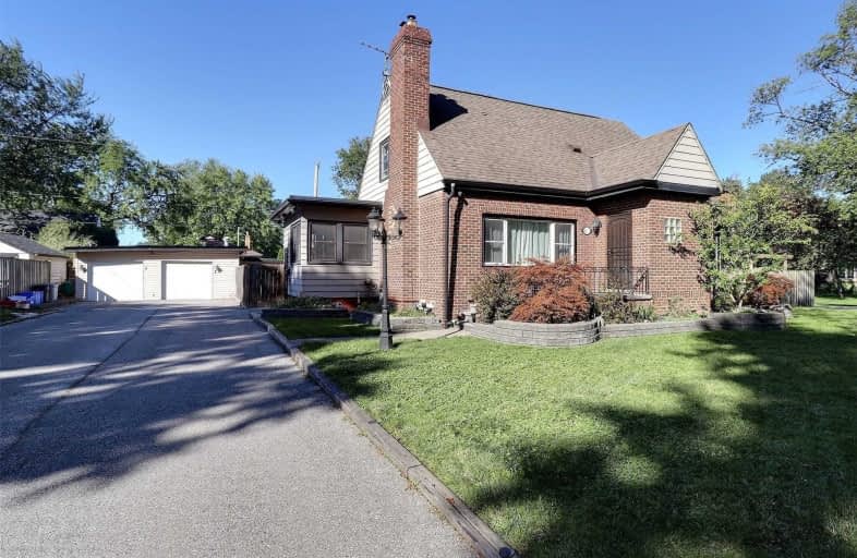 411 Belle Isle View Boulevard, Windsor | Image 1