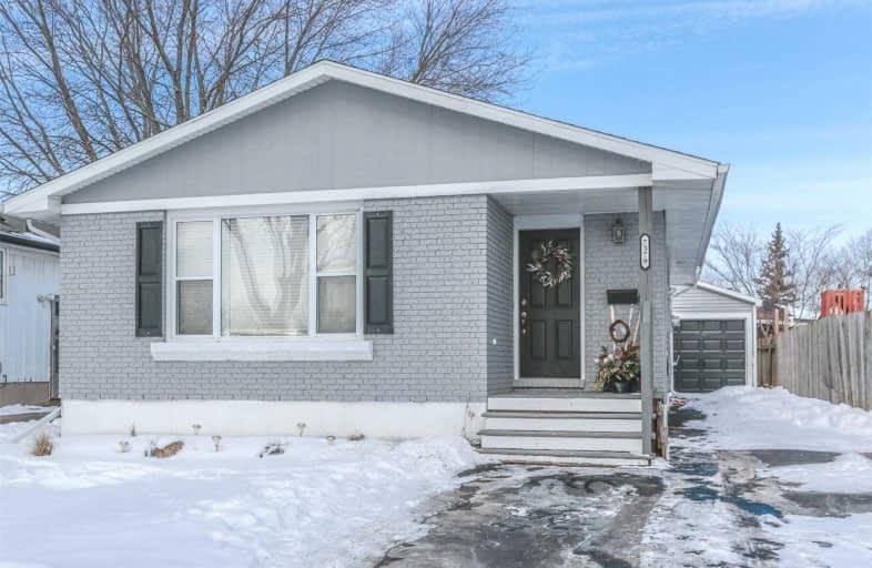 7379 Redhaven Crescent, Niagara Falls | Image 1