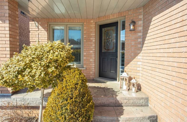 83 Niska Drive, Hamilton | Image 1