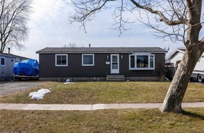 7361 Dorchester Road, Niagara Falls | Image 1