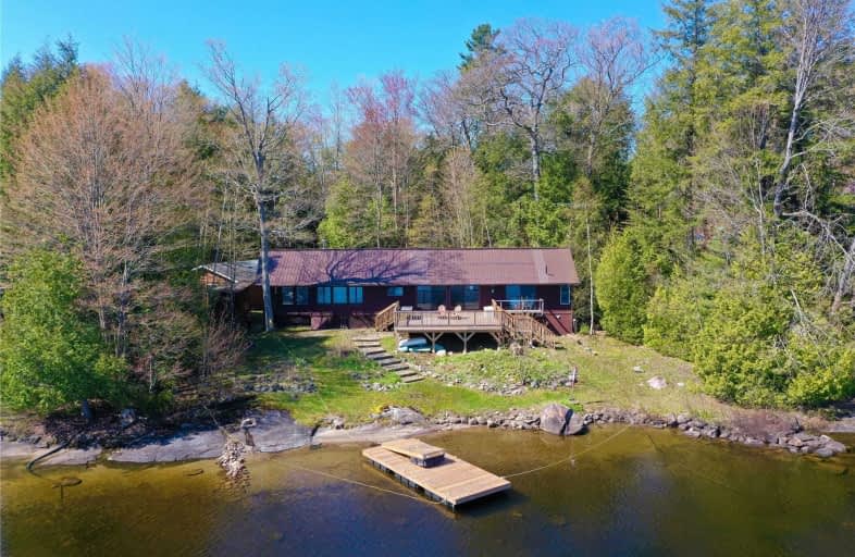 1040 Strachan Point Road, Muskoka Lakes | Image 1