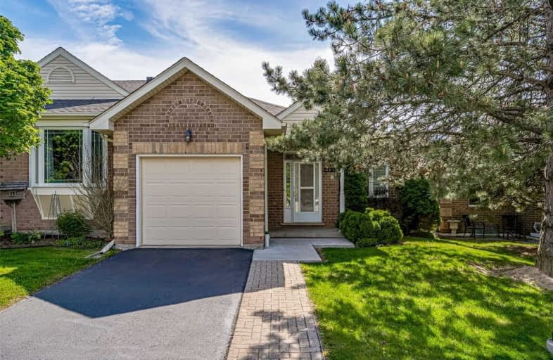 37 Twentyplace Boulevard, Hamilton | Image 1