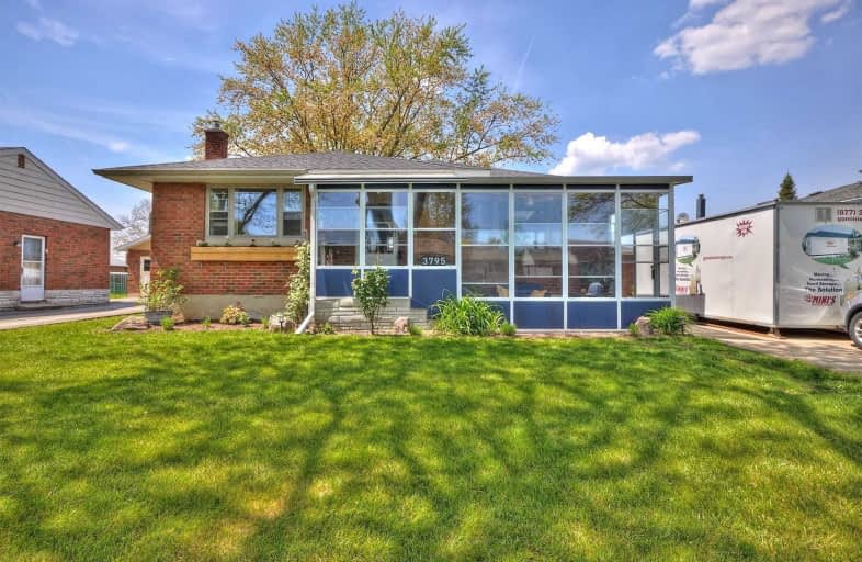 3795 Mackenzie Drive, Niagara Falls | Image 1