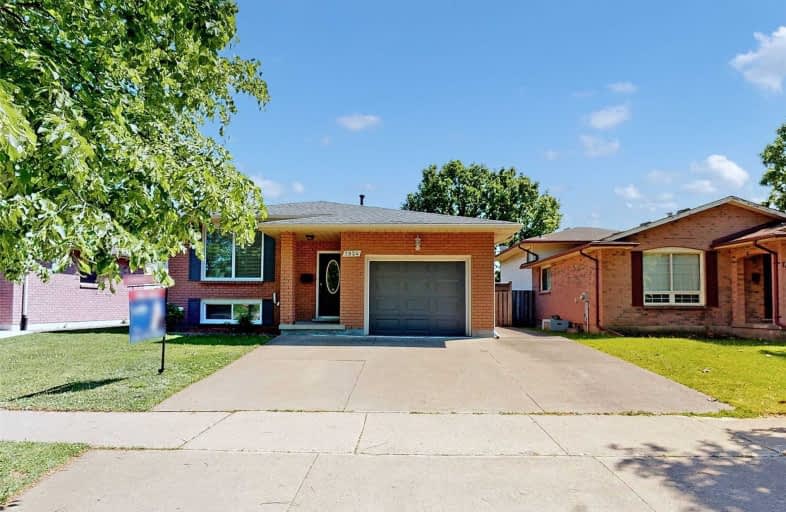 7924 Tad Street, Niagara Falls | Image 1