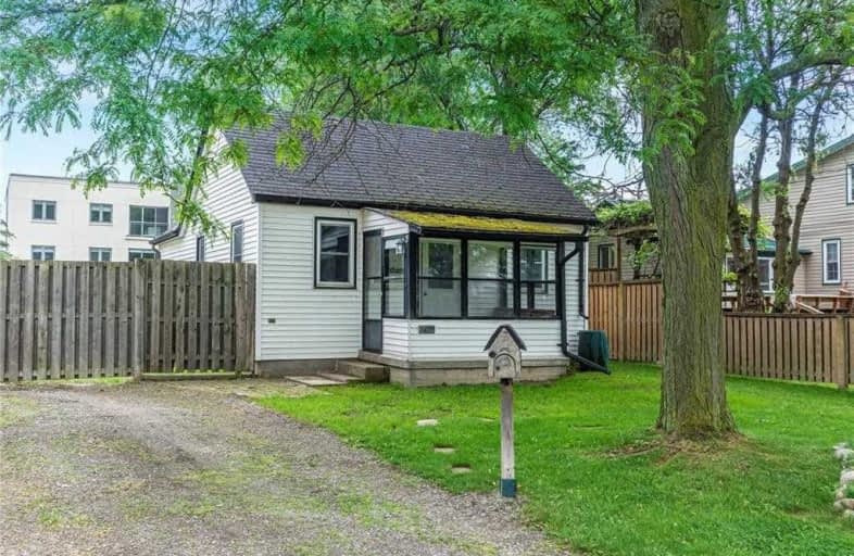 7649 Badger Road, Niagara Falls | Image 1