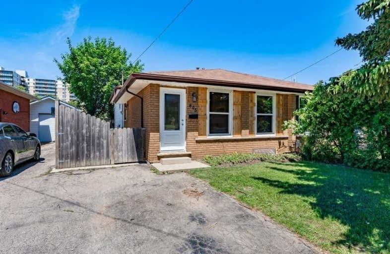 895 Lawrence Road, Hamilton | Image 1