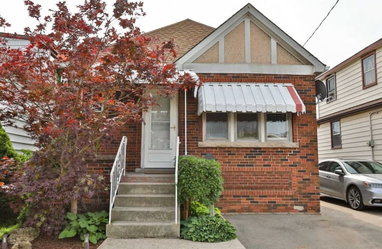 136 Ivon Avenue, Hamilton | Image 1