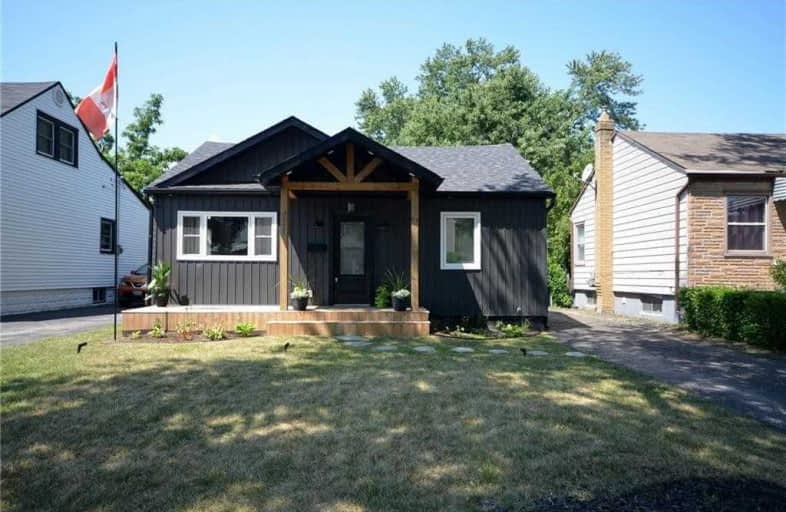271 Adeline Avenue North, Hamilton | Image 1