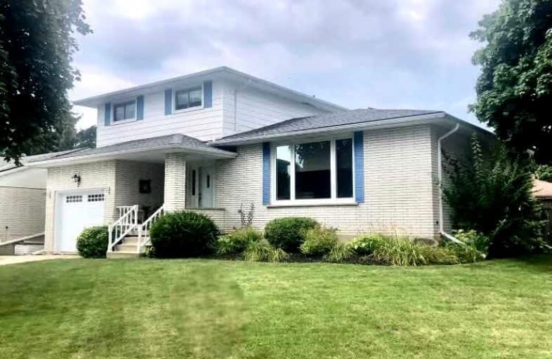 2 Bell Manor Court, Brant | Image 1