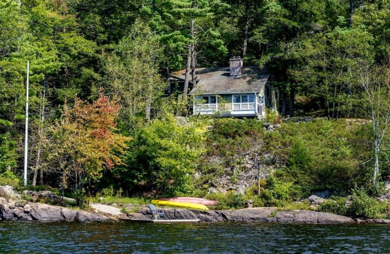 2220 Gibson Lake Shore, Georgian Bay | Image 1