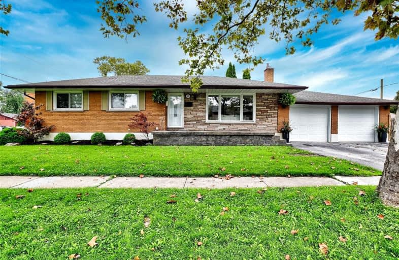 6890 Whitman Avenue, Niagara Falls | Image 1