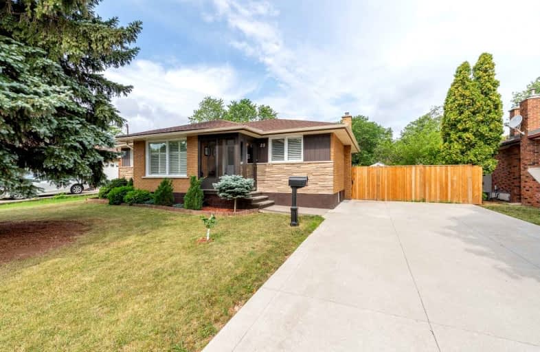 25 Woodsview Avenue, Grimsby | Image 1