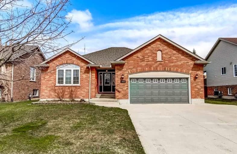 7469 Deerfield Crescent, Niagara Falls | Image 1