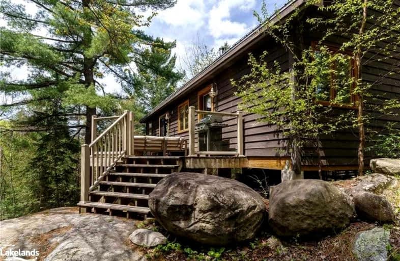 1006 Red Pine Trail, Bracebridge | Image 1