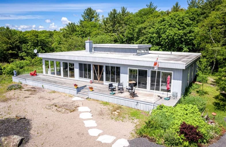 1079 Brackenrig Centre Road, Muskoka Lakes | Image 1