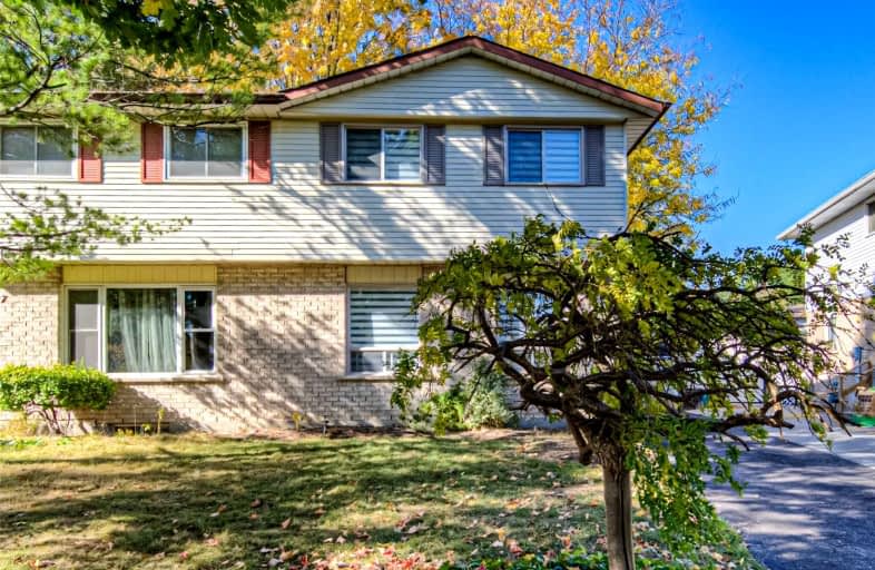 19 Uxbridge Crescent, Kitchener | Image 1